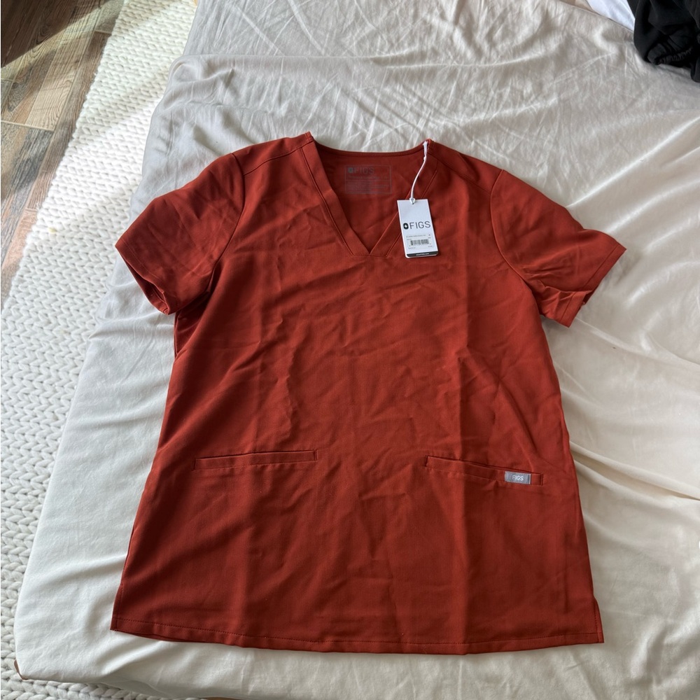 Never Worn Figs Medium Auburn Casma Top